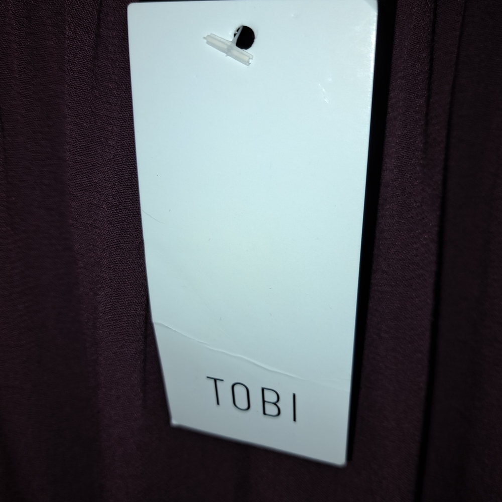 NWT Tobi Wine Color Sz M Women's Flowy High/low Blouse Rayon - Picture 7 of 11